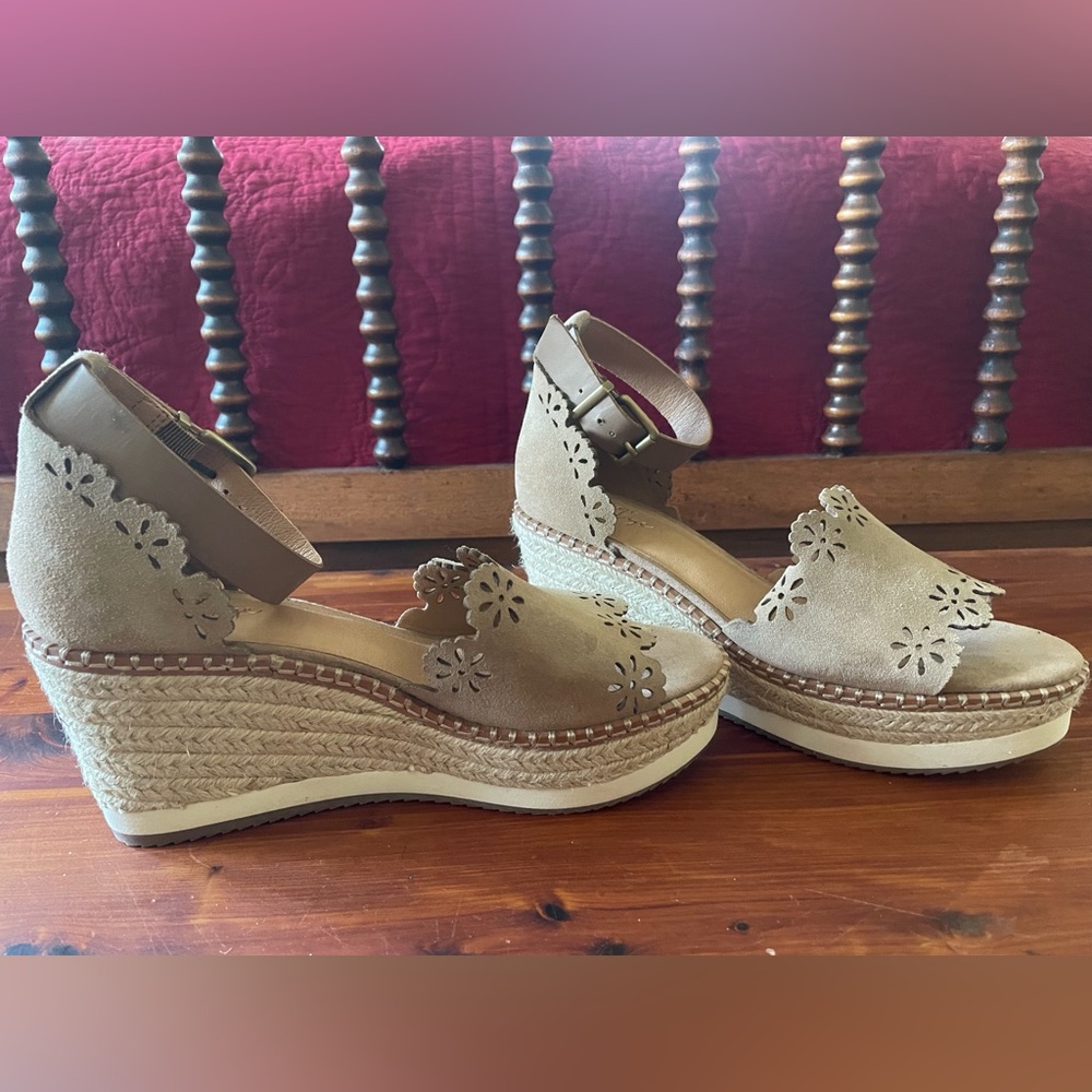 Crown Vintage Dunja Wedge Size 7.5 Warm Nude